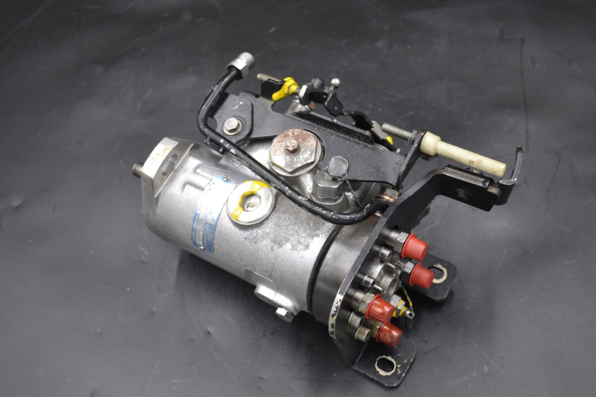 DELPHI PUMP 8443B553D
