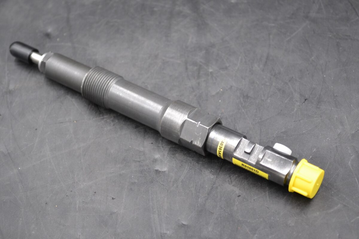 DELPHI CR INJECTOR R01001D
