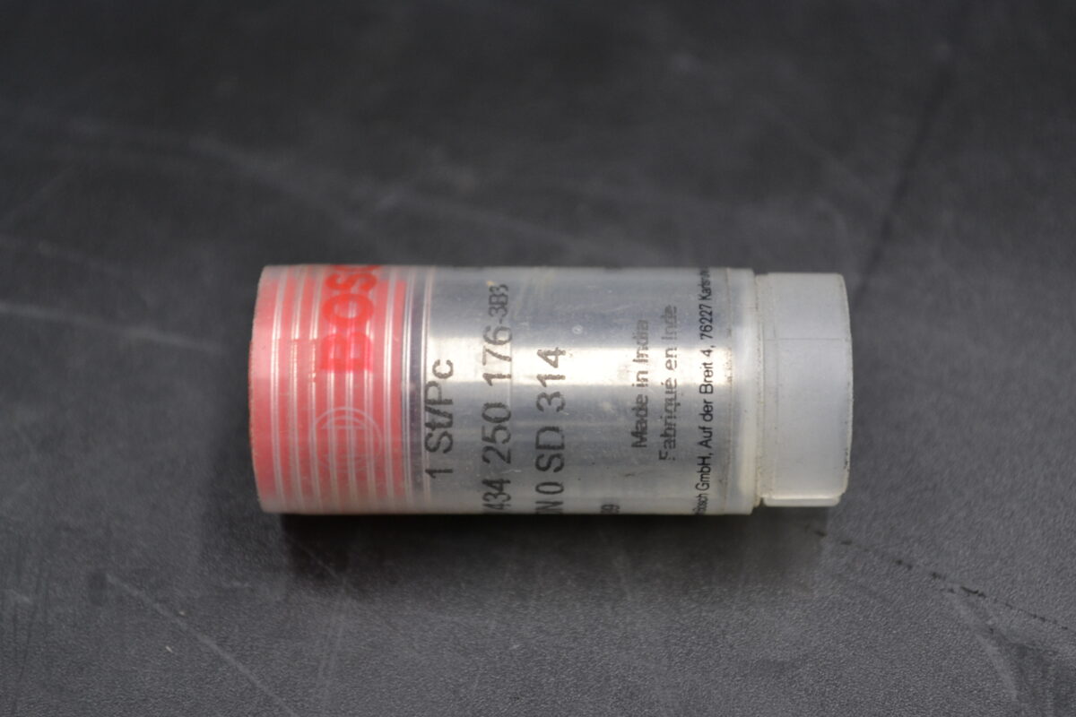 BOSCH PINTLE NOZZLE 0434250176 - Image 2